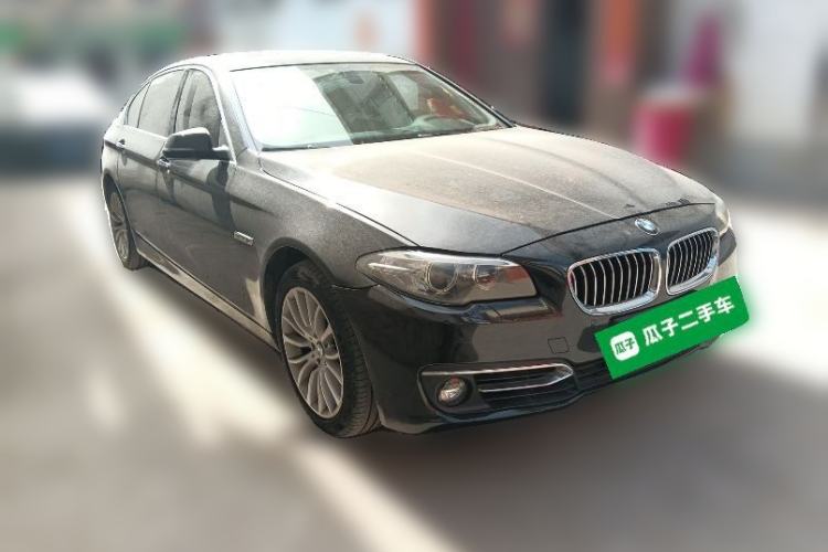 Used BMW 5 Series 2014 525Li Luxury Design Package Front Right 45 Deg