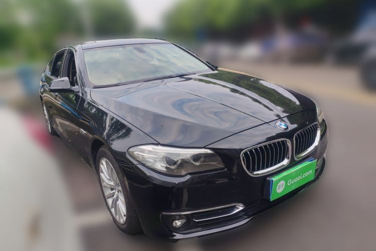 Used BMW 5 Series 2014 525Li Luxury Design Package Front Right 45 Deg