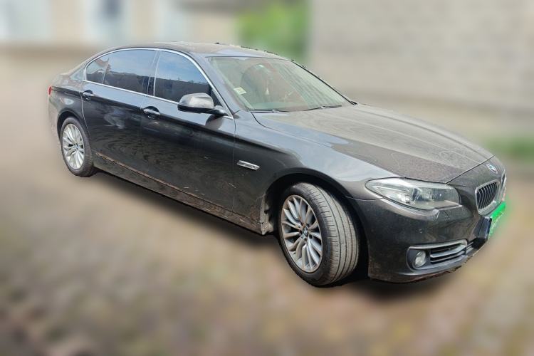 Used BMW 5 Series 2014 525Li Luxury Design Package Front Right 45 Deg