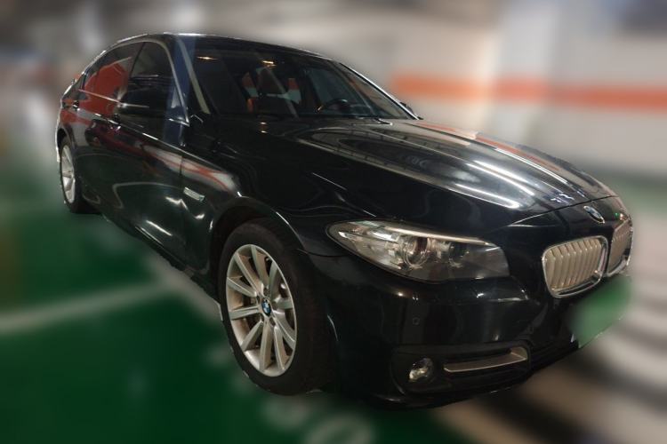 Used BMW 5 Series 2014 535Li Leading Model Front Right 45 Deg