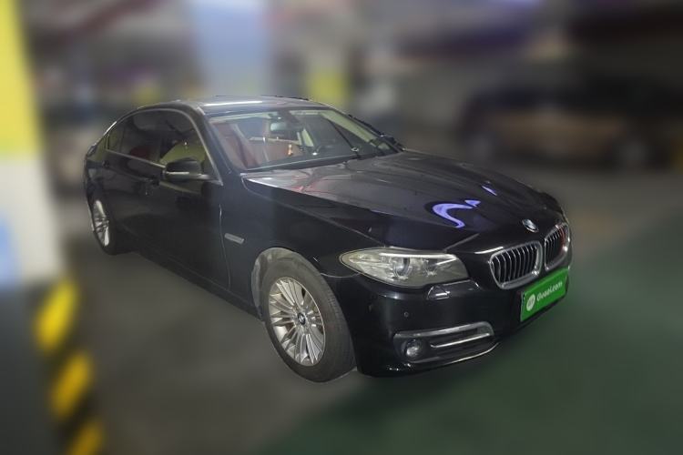Used BMW 5 Series 2014 525Li Leading Model Front Right 45 Deg