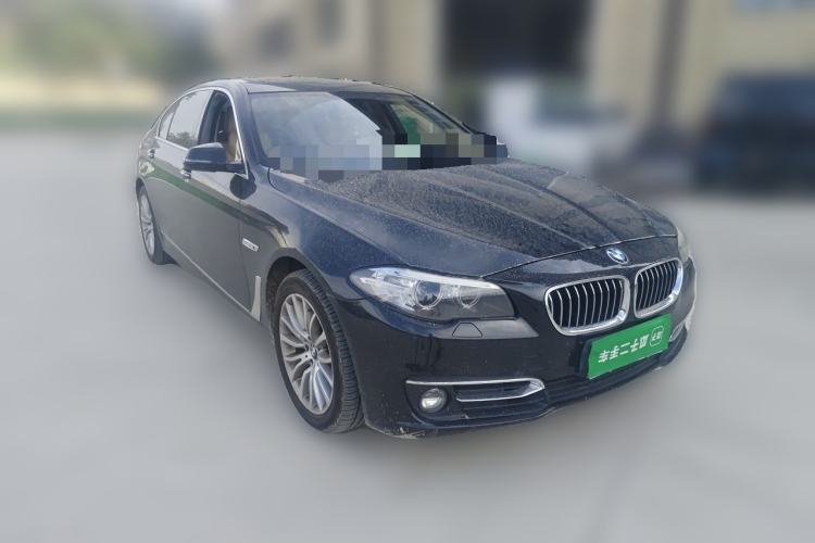 Used BMW 5 Series 2014 528Li Luxury Design Package Front Right 45 Deg