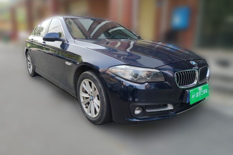 Used BMW 5 Series 2014 520i Elegant Edition Front Right 45 Deg