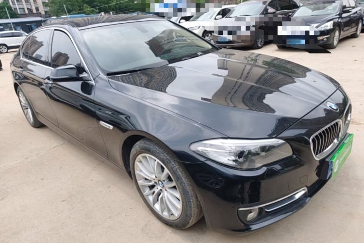 Used BMW 5 Series 2014 525Li Luxury Design Package Front Right 45 Deg