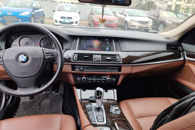 Used BMW 5 Series 2014 525Li Leading Model Gear Lever