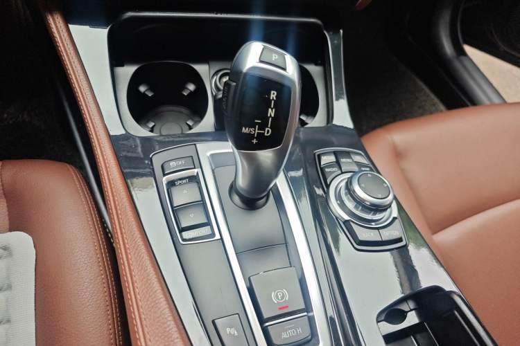Used BMW 5 Series 2014 520Li Elegant Model Gear Lever