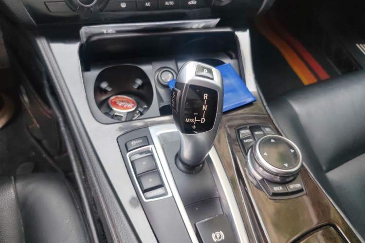 Used BMW 5 Series 2014 530Li Leading Model Gear Lever