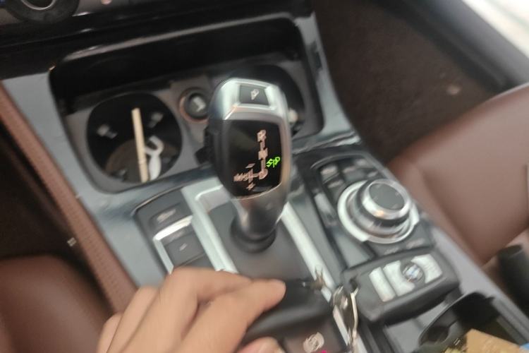 Used BMW 5 Series 2014 520Li Elegant Model Gear Lever