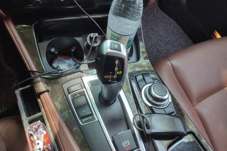 Used BMW 5 Series 2014 525Li Leading Model Gear Lever