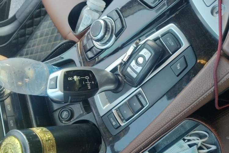 Used BMW 5 Series 2014 525Li Luxury Design Package Gear Lever