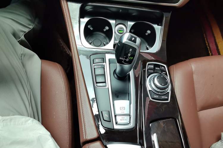 Used BMW 5 Series 2014 525Li Leading Model Gear Lever