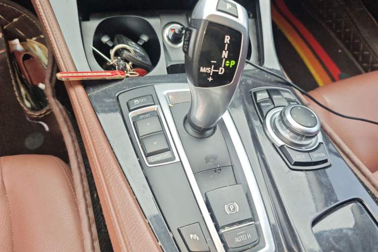 Used BMW 5 Series 2014 520Li Elegant Model Gear Lever