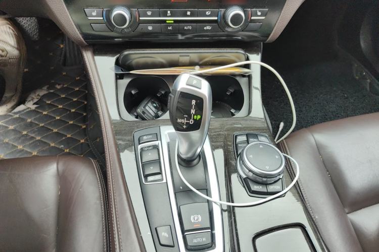 Used BMW 5 Series 2014 525Li Luxury Design Package Gear Lever