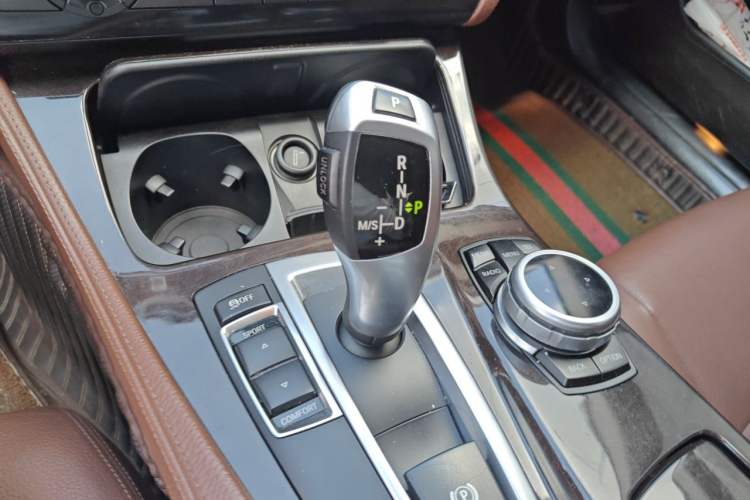 Used BMW 5 Series 2014 525Li Leading Model Gear Lever