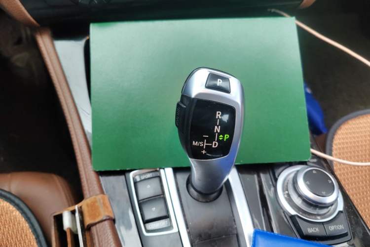 Used BMW 5 Series 2014 525Li Leading Model Gear Lever