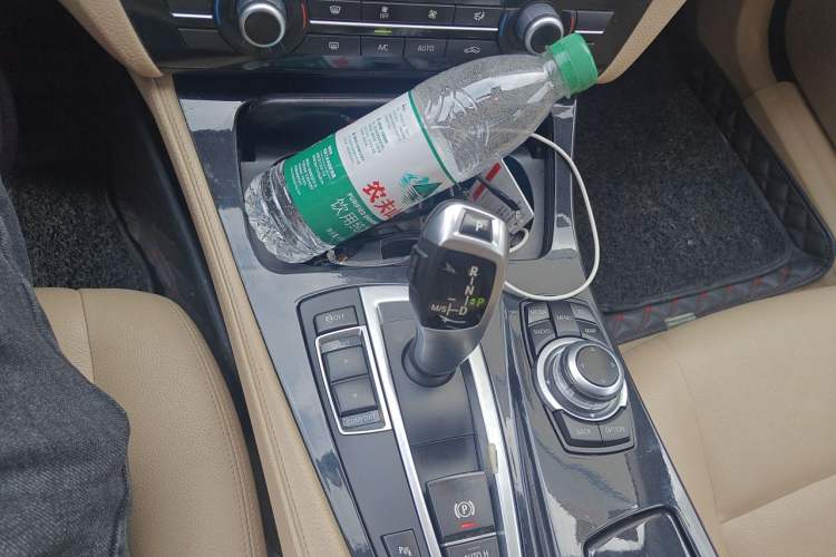 Used BMW 5 Series 2014 520Li Elegant Model Gear Lever