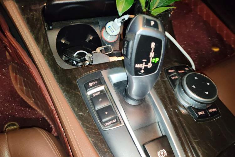 Used BMW 5 Series 2014 525Li Leading Model Gear Lever