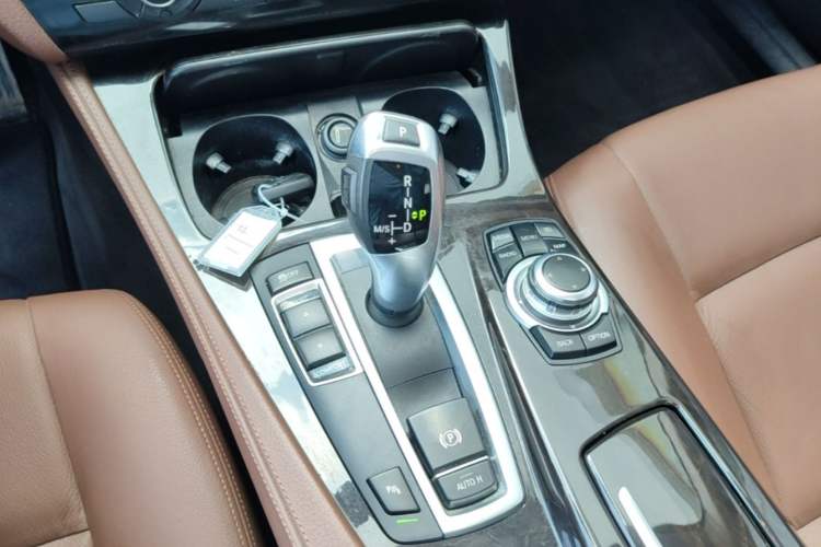 Used BMW 5 Series 2014 525Li Leading Model Gear Lever
