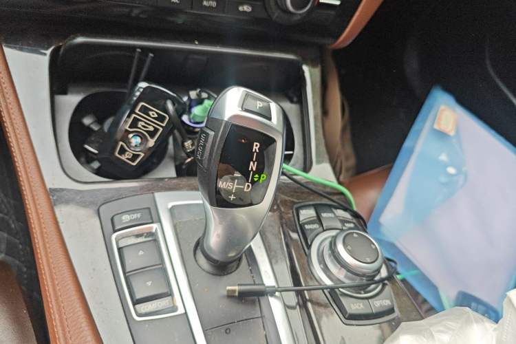 Used BMW 5 Series 2014 525Li Leading Model Gear Lever