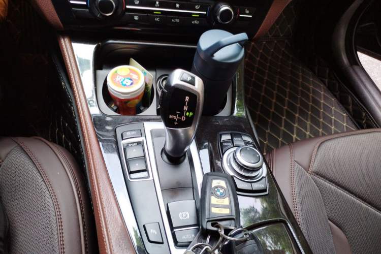 Used BMW 5 Series 2014 525Li Leading Model Gear Lever