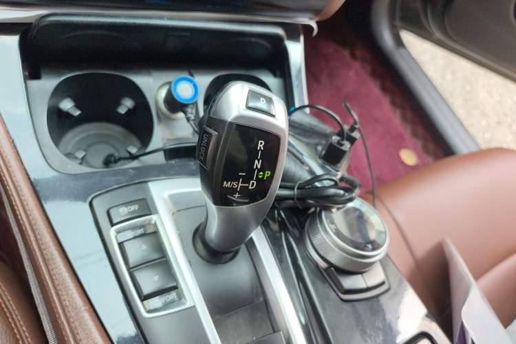 Used BMW 5 Series 2014 520Li Elegant Model Gear Lever
