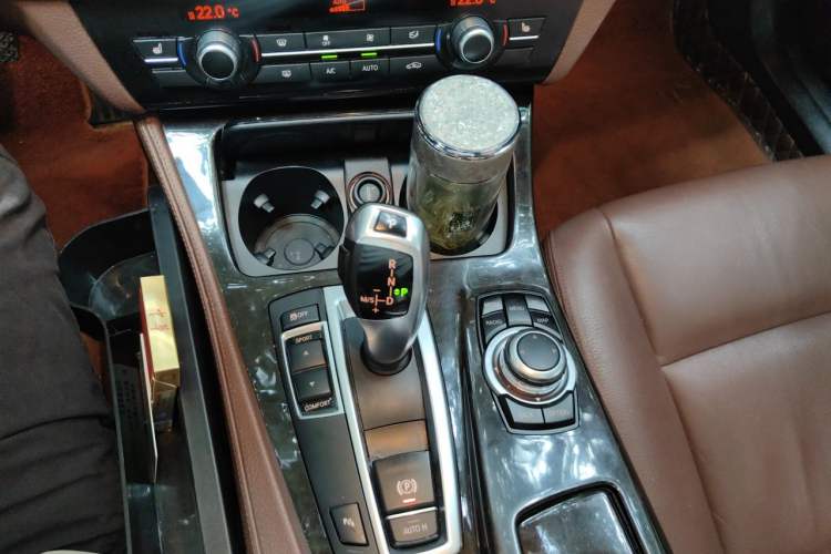 Used BMW 5 Series 2014 525Li Leading Model Gear Lever