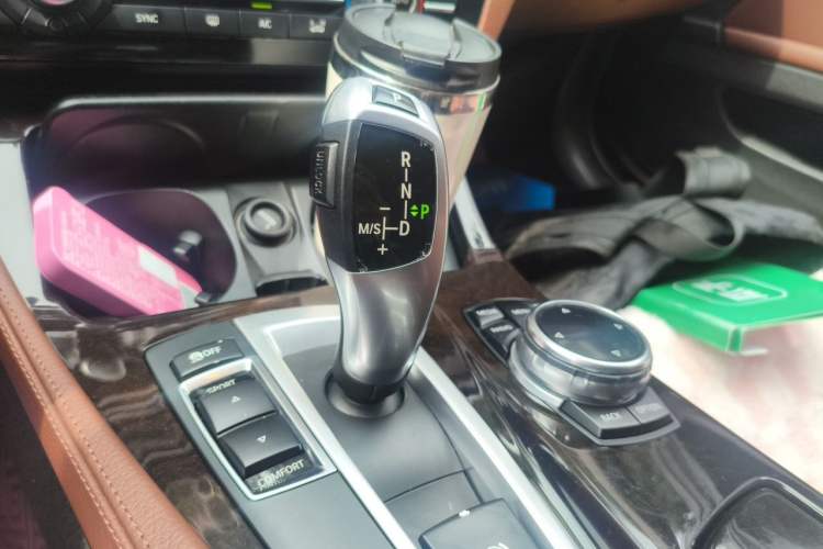 Used BMW 5 Series 2014 528Li Leading Model Gear Lever