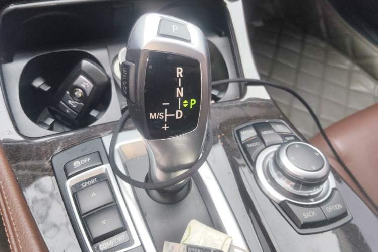 Used BMW 5 Series 2014 525Li Leading Model Gear Lever