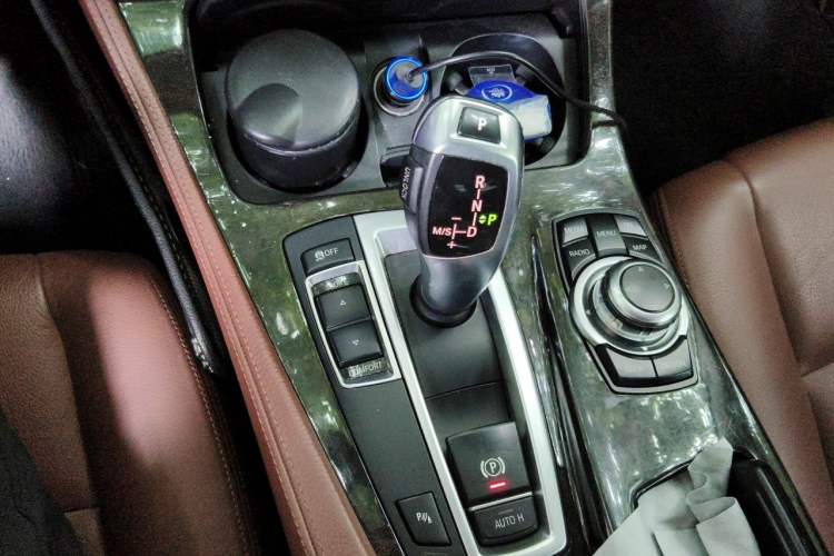 Used BMW 5 Series 2014 525Li Leading Model Gear Lever