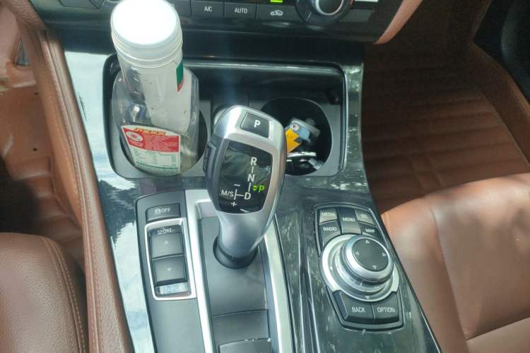 Used BMW 5 Series 2014 520Li Elegant Model Gear Lever