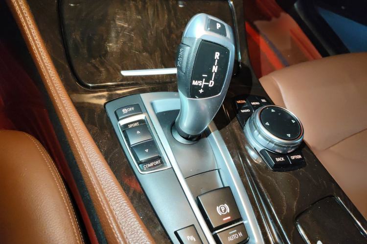Used BMW 5 Series 2014 528Li Leading Model Gear Lever