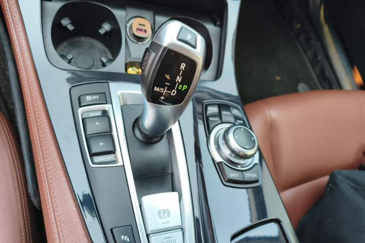 Used BMW 5 Series 2014 520Li Elegant Model Gear Lever