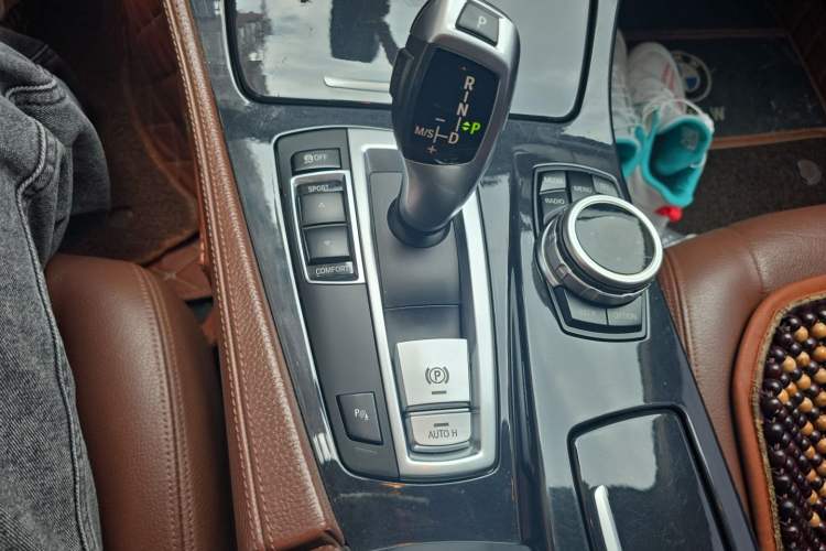 Used BMW 5 Series 2014 520Li Elegant Model Gear Lever