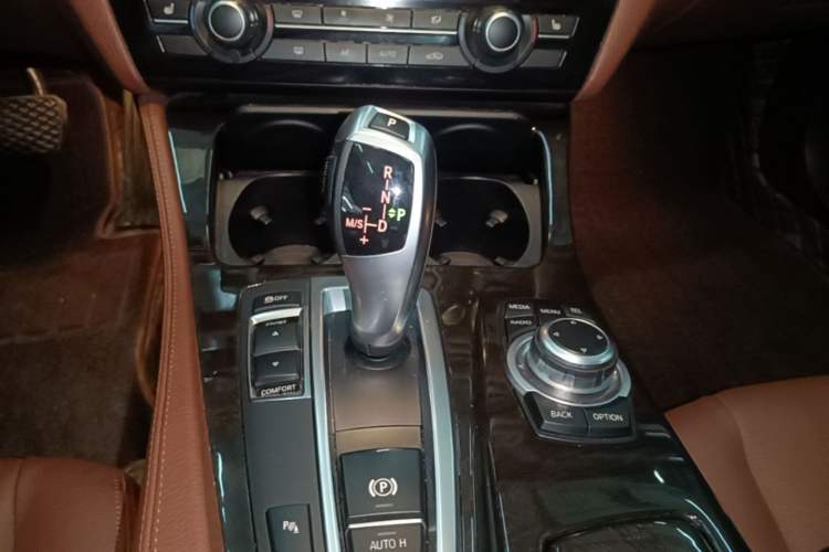 Used BMW 5 Series 2014 525Li Leading Model Gear Lever