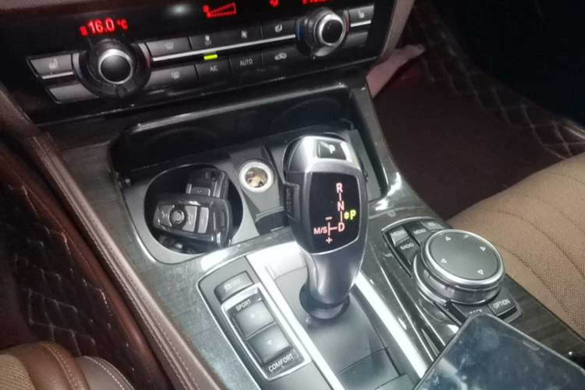 Used BMW 5 Series 2014 525Li Luxury Design Package Gear Lever