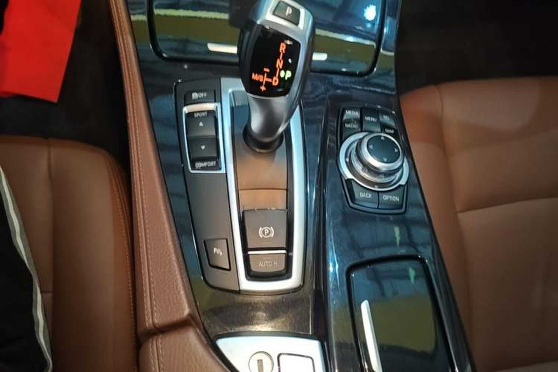 Used BMW 5 Series 2014 520Li Elegant Model Gear Lever