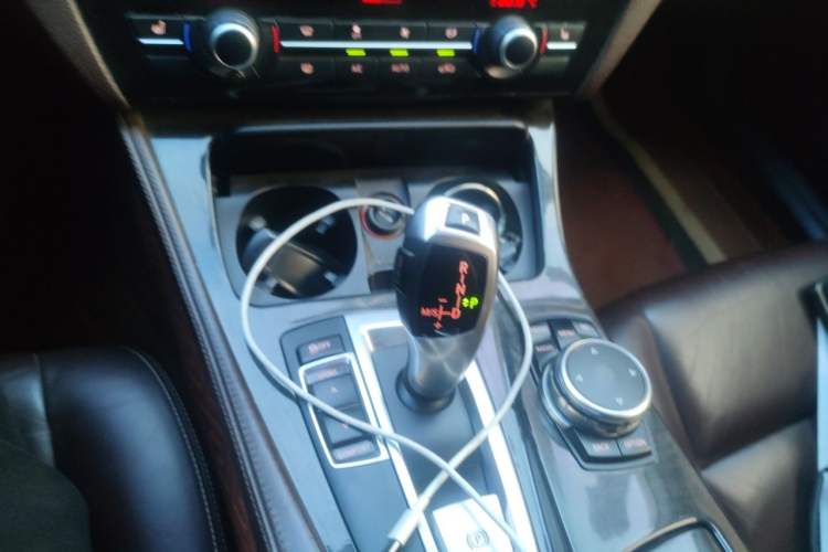 Used BMW 5 Series 2014 525Li Luxury Design Package Gear Lever