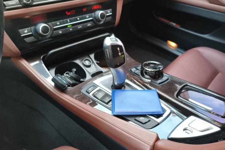 Used BMW 5 Series 2014 525Li Leading Model Gear Lever