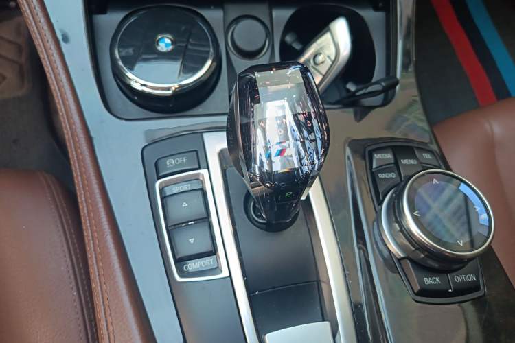 Used BMW 5 Series 2014 528Li Leading Model Gear Lever