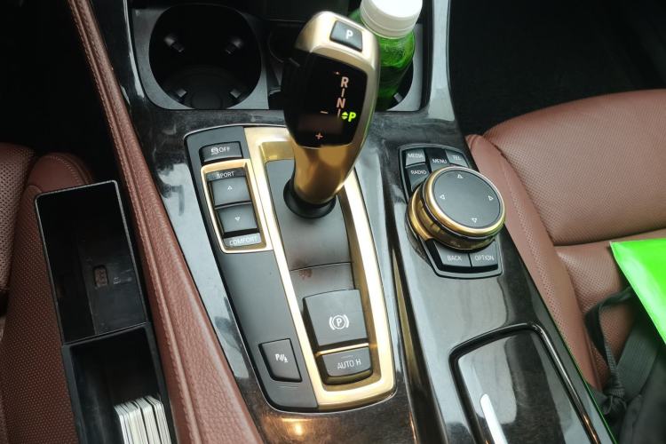 Used BMW 5 Series 2014 535Li Leading Model Gear Lever