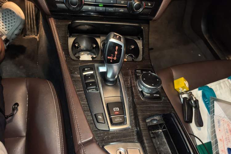 Used BMW 5 Series 2014 525Li Luxury Design Package Gear Lever