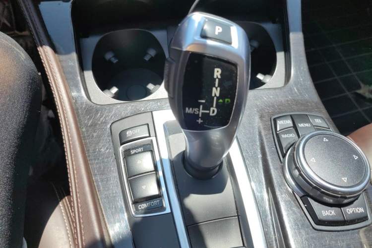 Used BMW 5 Series 2014 525Li Luxury Design Package Gear Lever