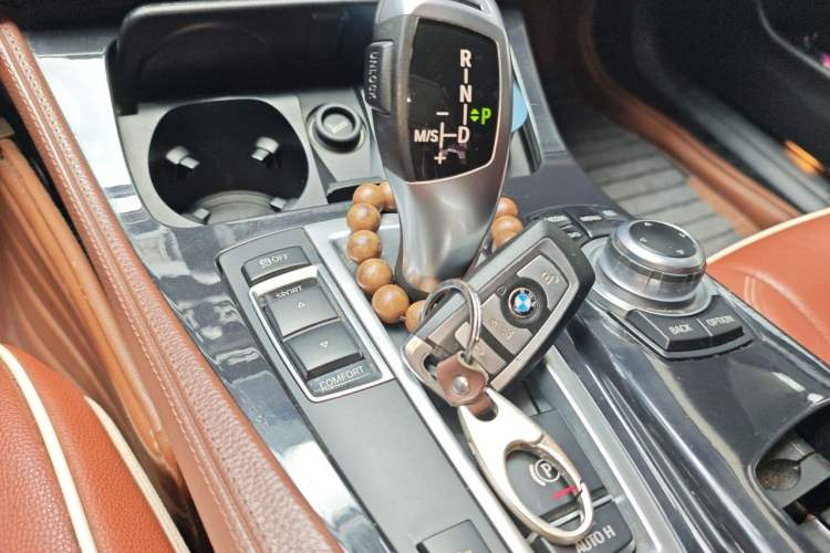 Used BMW 5 Series 2014 520Li Elegant Model Gear Lever