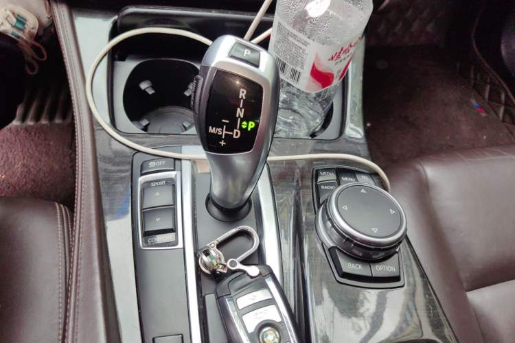Used BMW 5 Series 2014 525Li Luxury Design Package Gear Lever