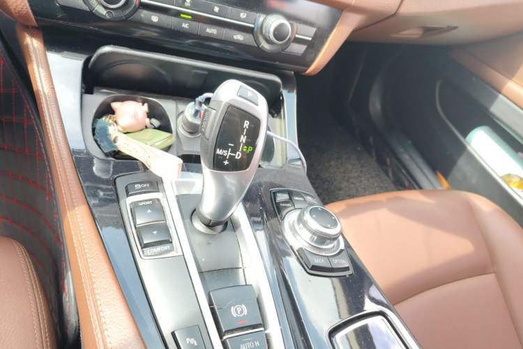 Used BMW 5 Series 2014 520Li Elegant Model Gear Lever