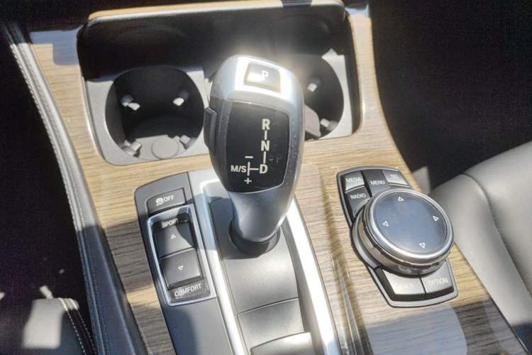 Used BMW 5 Series 2014 525Li Fashion Design Package Gear Lever