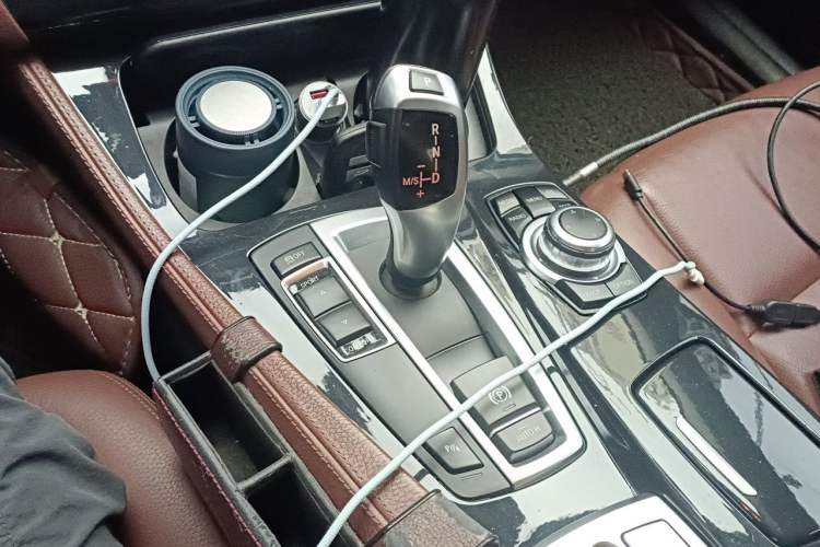 Used BMW 5 Series 2014 520Li Elegant Model Gear Lever