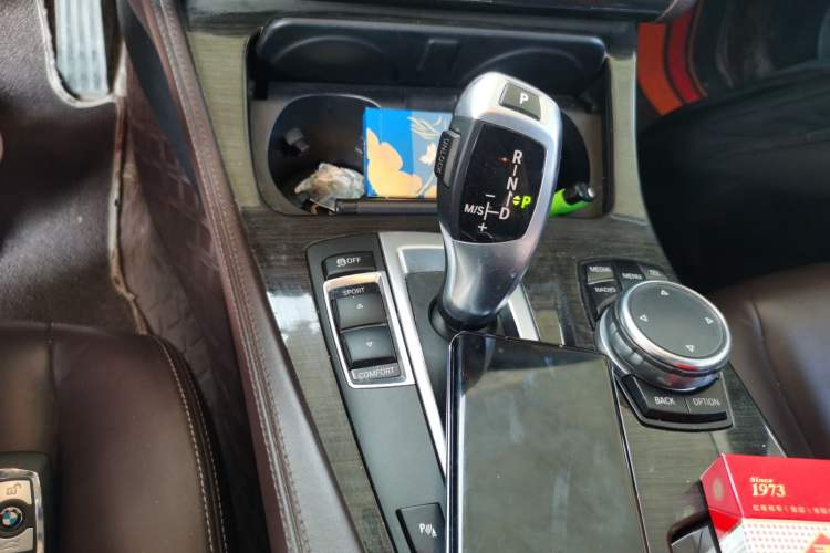 Used BMW 5 Series 2014 525Li Luxury Design Package Gear Lever