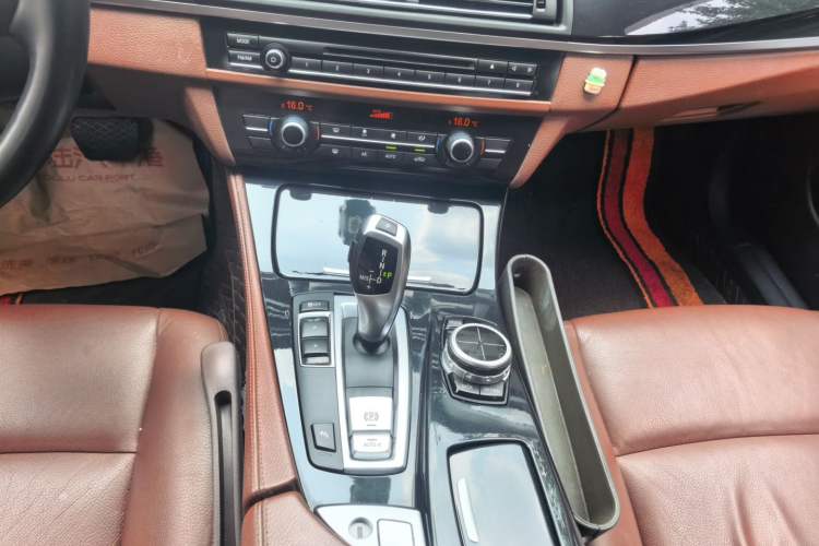 Used BMW 5 Series 2014 520Li Elegant Model Gear Lever