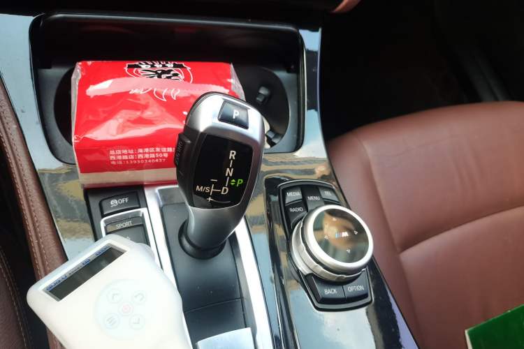 Used BMW 5 Series 2014 520Li Elegant Model Gear Lever